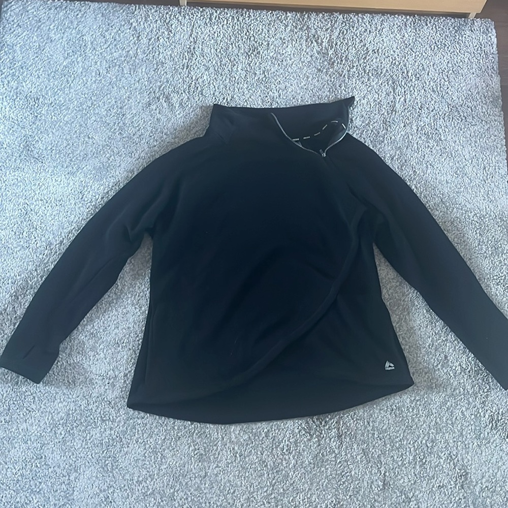 100% Polyester Crewneck